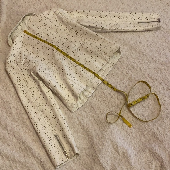 ✨ME JANE leather white jacket - Picture 2 of 11